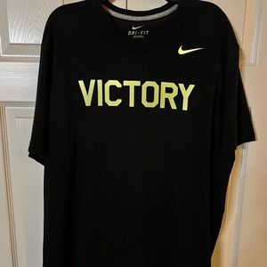 Men’s Under Armour t shirt